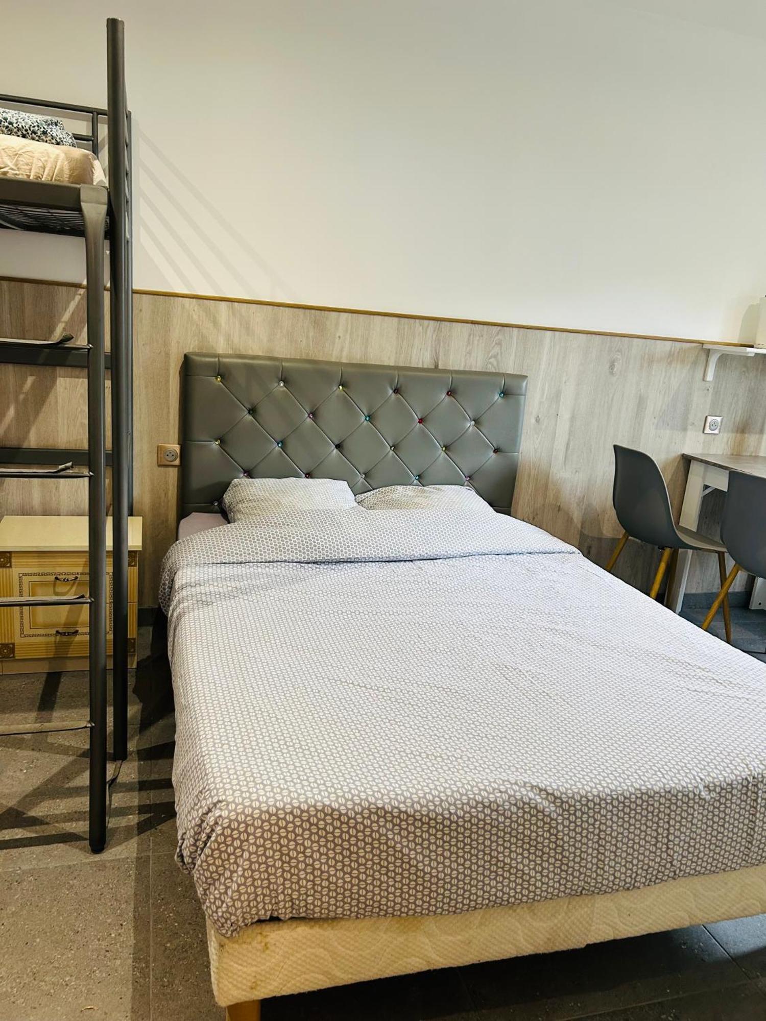 Ferienwohnung Cozy Bussy-Saint-Georges Zimmer foto