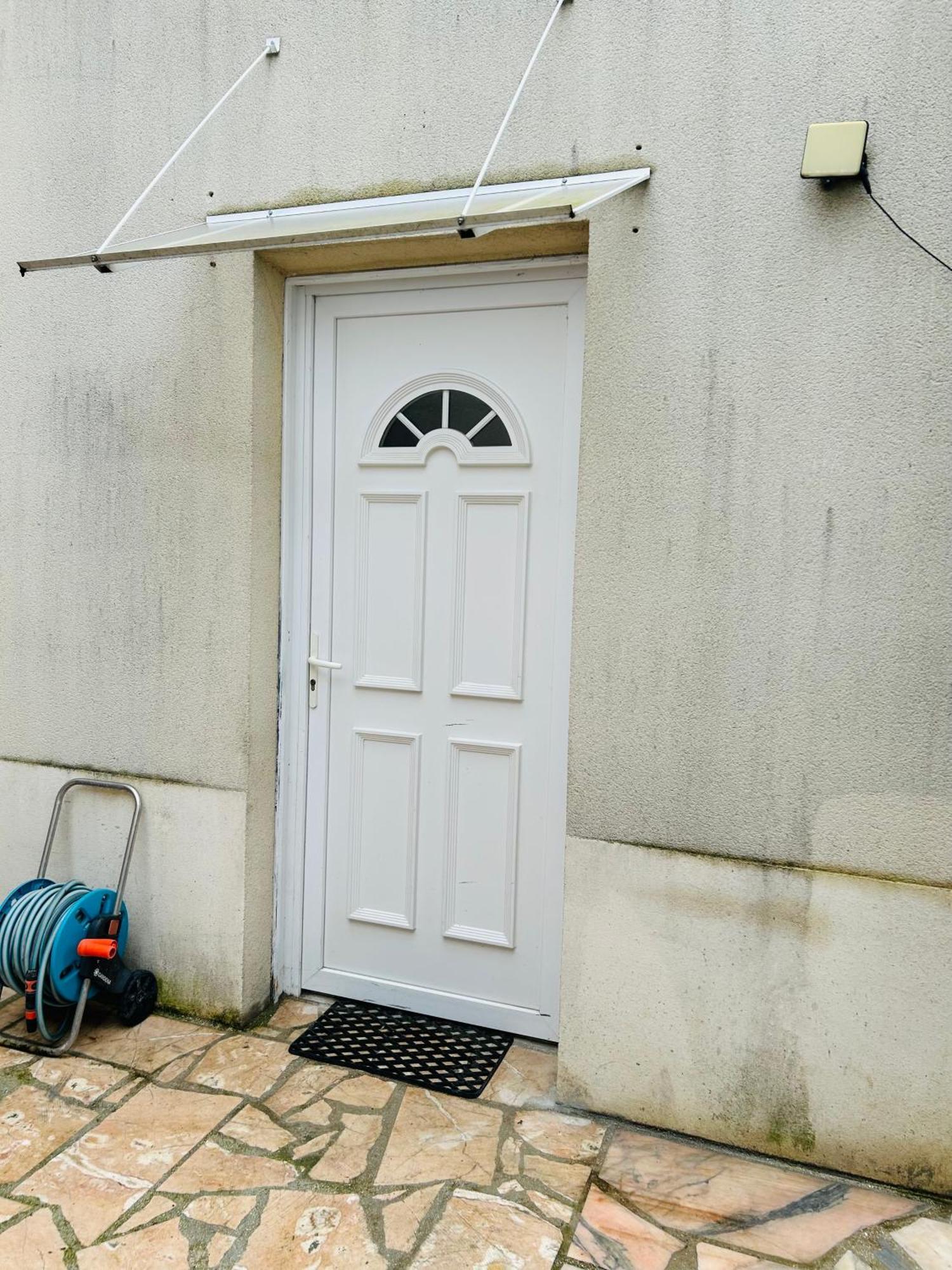 Ferienwohnung Cozy Bussy-Saint-Georges Exterior foto